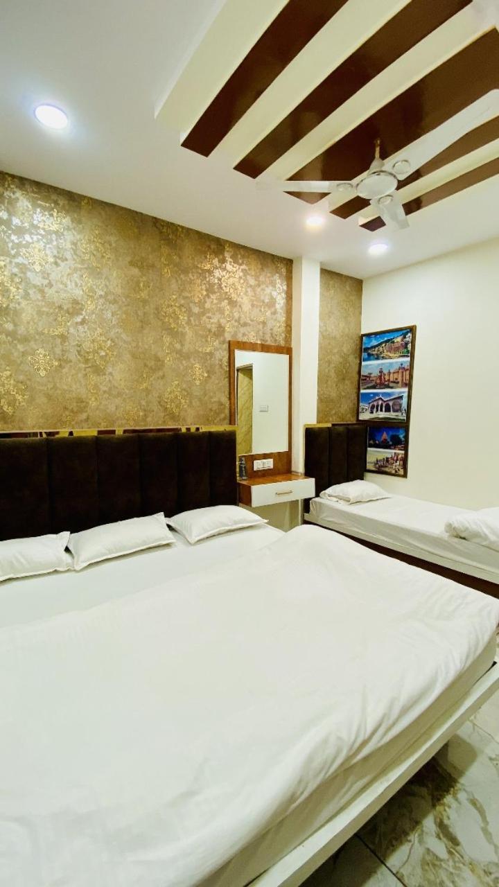 Hotel Malay Inn Ujjain Ngoại thất bức ảnh