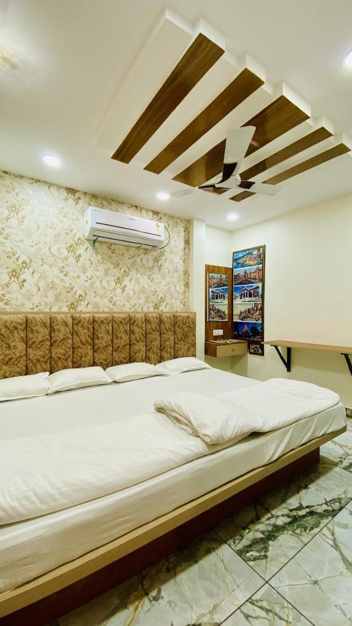 Hotel Malay Inn Ujjain Ngoại thất bức ảnh
