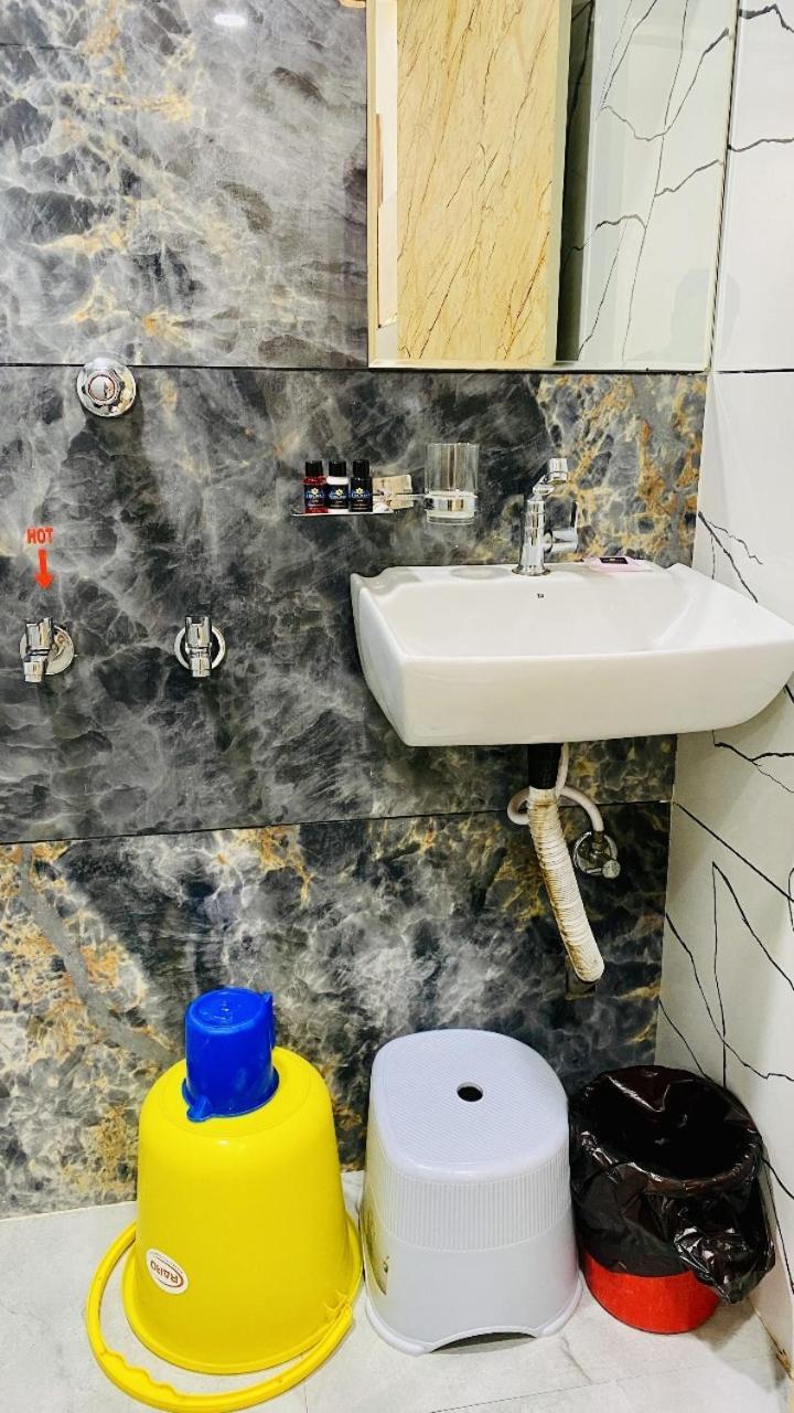 Hotel Malay Inn Ujjain Ngoại thất bức ảnh