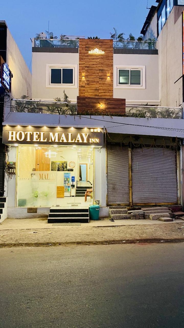 Hotel Malay Inn Ujjain Ngoại thất bức ảnh