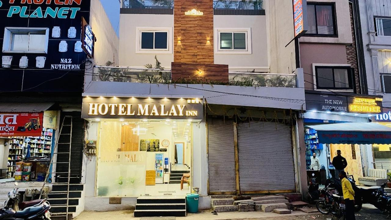Hotel Malay Inn Ujjain Ngoại thất bức ảnh